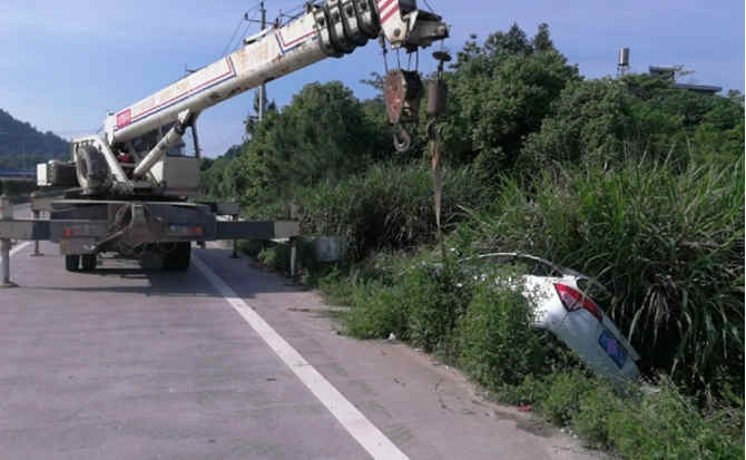 东城区重载吊车救援